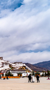 拉萨布达拉宫移动延时藏族风光视频