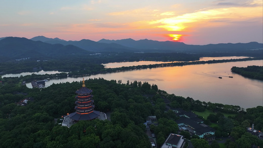 中国杭州西湖雷峰塔日落 西湖十景雷峰夕照视频