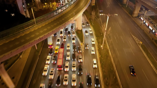 航拍城市夜景道路车流视频