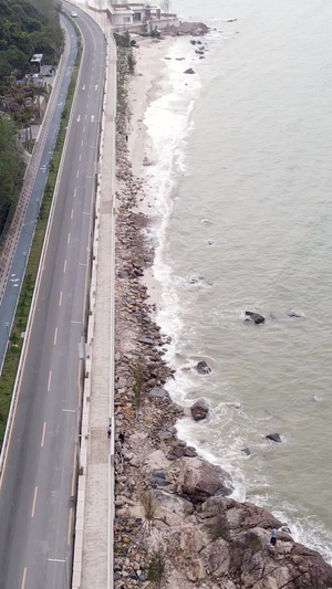 航拍海边公路汽车行驶无人机49秒视频