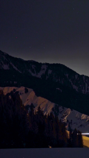 新疆果子沟大桥夜景自然风景4秒视频