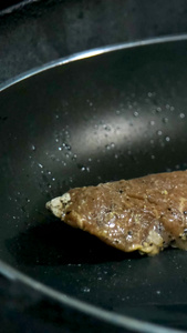 实拍特写煎牛排制作过程西餐餐饮美食宣传生煎牛排视频