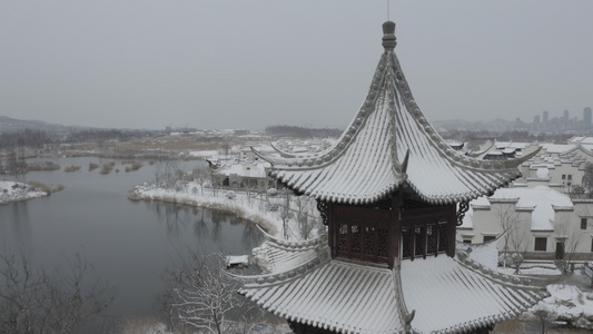 中国古典园林别院雪景视频