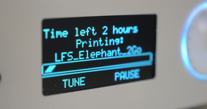 3D打印机工作结束时倒计时的电子记分牌11秒视频