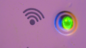 Wifi中继器的维菲符号闪烁信号连接状态影像显示6秒视频