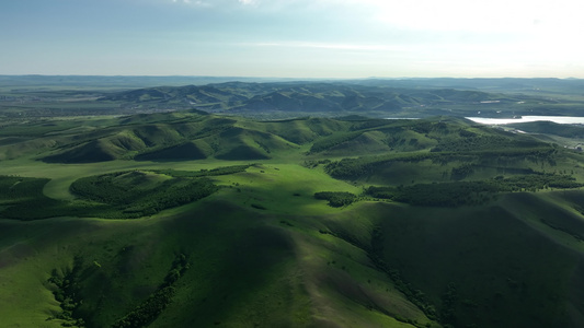 航拍夏日大兴安岭丘陵山地风景视频