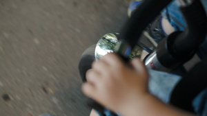 儿童快速骑自行车12秒视频