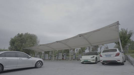 新能源汽车充电站视频
