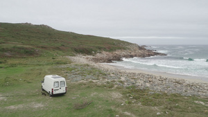 露营房车在海边52秒视频