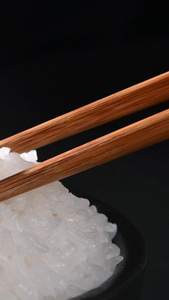 筷子夹饭世界粮食日视频