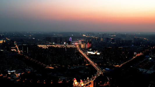 4K航拍延时摄影南京长江大桥车流江北新区夜景视频