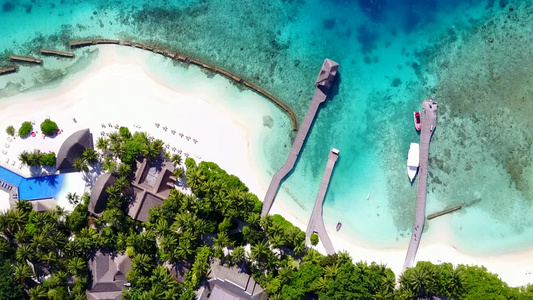 海洋环礁湖海滩探险海浅海白沙底浅海无人驾驶飞机飞行视频