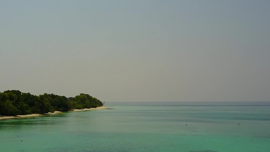 豪华环礁湖海滩生活方式的空中无人驾驶飞机天空由绿绿视频