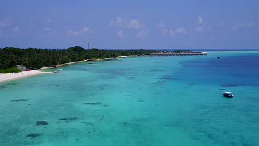 豪华海洋观海滩生活方式的空中无人驾驶飞机风景景观以视频