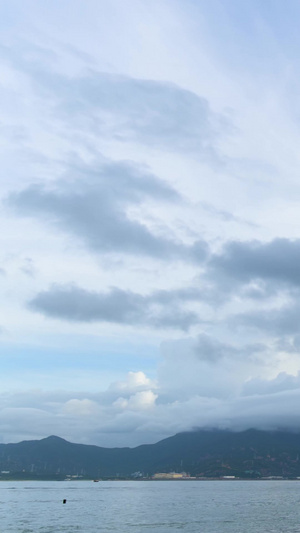 清晨海边的风云变化自然风光16秒视频