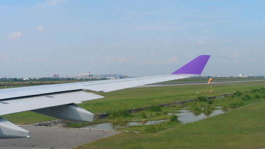 从Svarnabhumi机场出发Bangkok视频