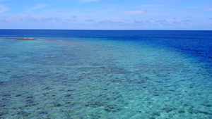 宁静的度假海滩之旅的阳光海景10秒视频