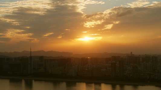 航拍杭州钱江新城逆光唯美夕阳景视频