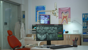 配备特殊设备的现代牙科医疗室内内部的专用设备14秒视频