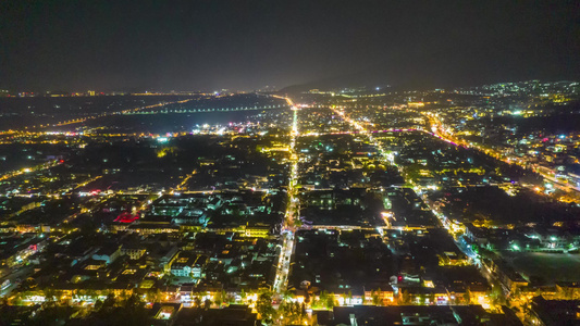 云南大理古城夜景航拍移动延时视频