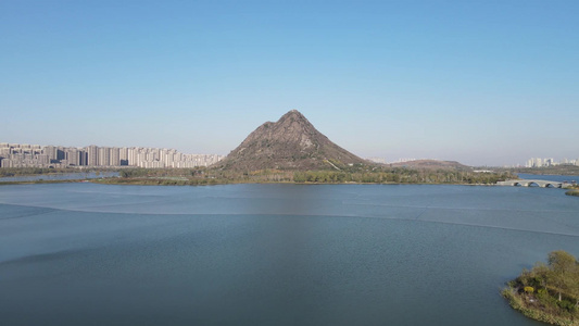 航拍山东济南华山湖景区视频