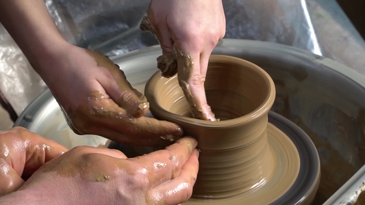 儿童陶艺工作室视频