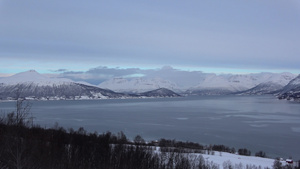 挪威特罗姆斯海湾的冬天26秒视频