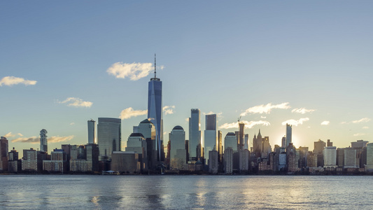 下曼哈顿市城市的景色阳光明媚的早晨纽约美国的统一状态视频