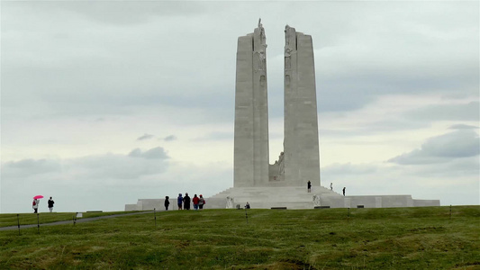 加拿大国家卫国纪念馆法国法郎视频