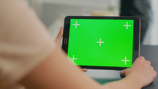 模拟绿色屏幕染色体显示的平板计算机视频