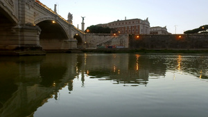 在意大利的罗马日落时桥和城堡圣坦安赫洛15秒视频