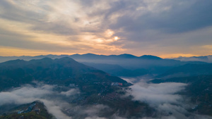 4K延时云雾缭绕日出天空风景19秒视频