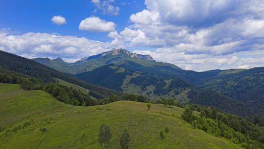 罗马尼亚喀尔巴阡山脉的时光视频片段罗曼尼安喀尔巴阡山视频