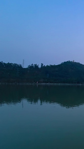 顺峰山湖景区晚霞清晨日出蓝天白云视频