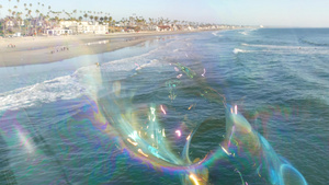 在加利福尼亚州的海洋码头吹肥皂泡夏日背景模糊创造性16秒视频