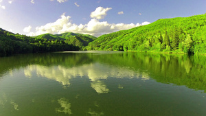 山湖8秒视频