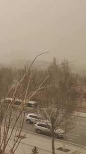 拍摄新疆和内蒙古沙尘暴扬沙天气刮大风视频