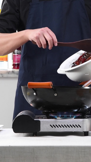 黄油蒜泥龙虾烹饪合集视频素材219秒视频