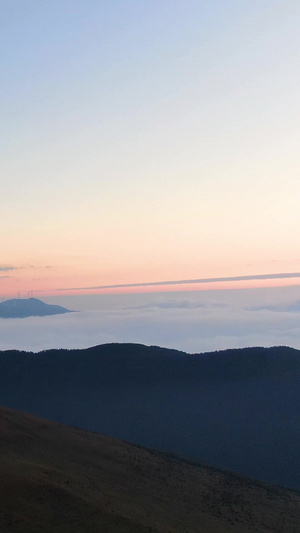 山西五台山流动的云海航拍视频艺术渲染50秒视频