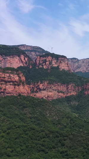 航拍河北嶂石岩国家风景名胜区森林公园57秒视频