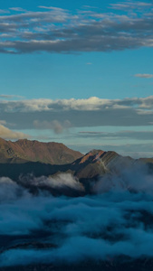 延时西藏318国道拉多山观景台清晨素材旅游景点视频