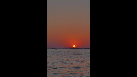 4k竖版海平线日落夕阳视频