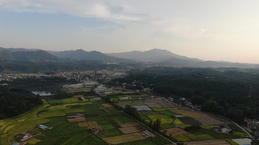 航拍山川丘陵地貌自然风景视频