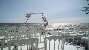 婚礼仪式上装饰着鲜花婚宴22秒视频