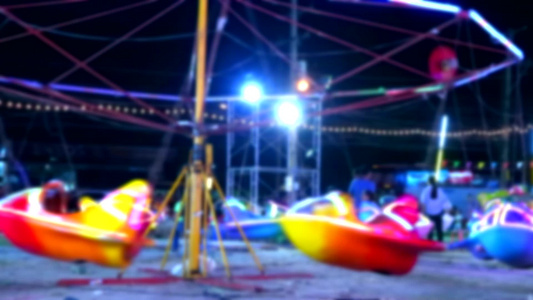 模糊的飞机玩具在光速市场飞行1视频