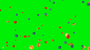 蓝莓草莓和煎饼在绿色屏幕上缓慢飞动高视高视率17秒视频