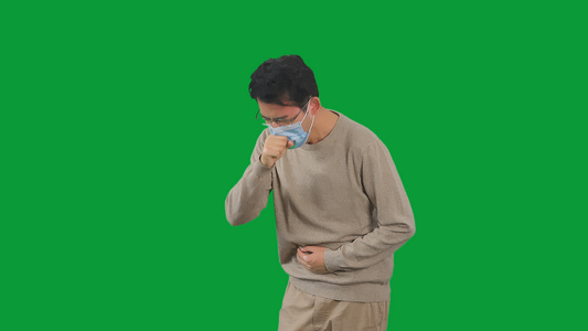 4K绿幕男性发烧咳嗽头痛视频