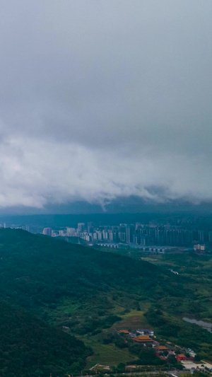 航拍广西南宁青秀山5A景区移动延时摄影南宁旅游11秒视频