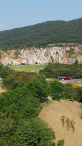 汤山矿坑公园航拍视频