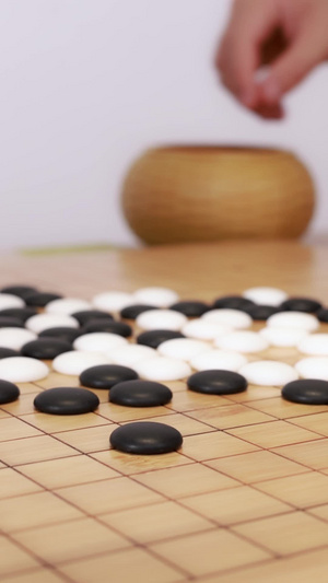 商务人士下棋特写手部特写10秒视频